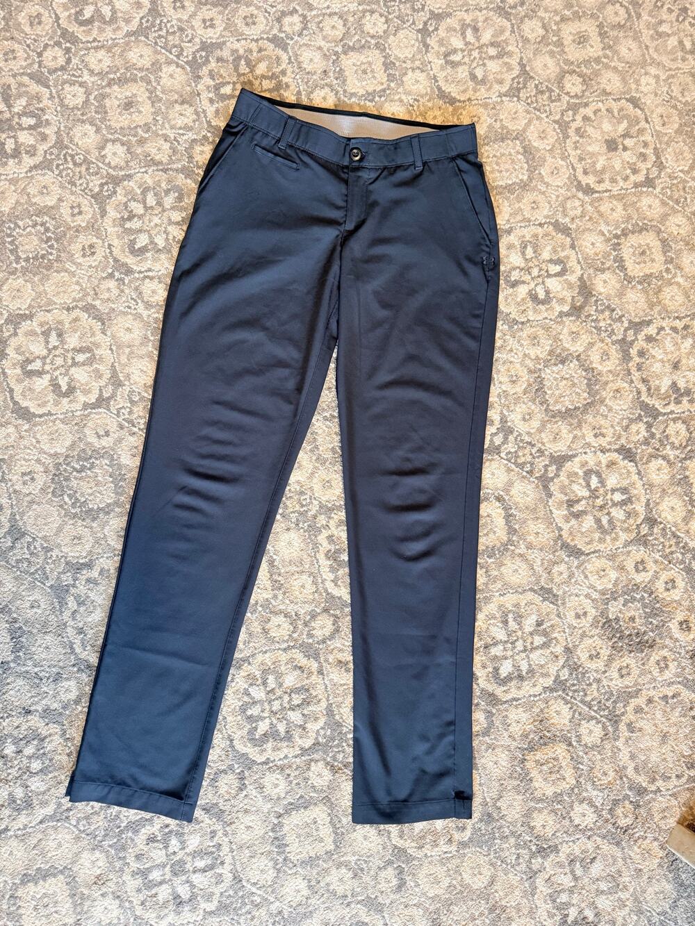 Under Armour Women’s Golf Pants Size 4 Black Fitted Stretch Performance Trousers